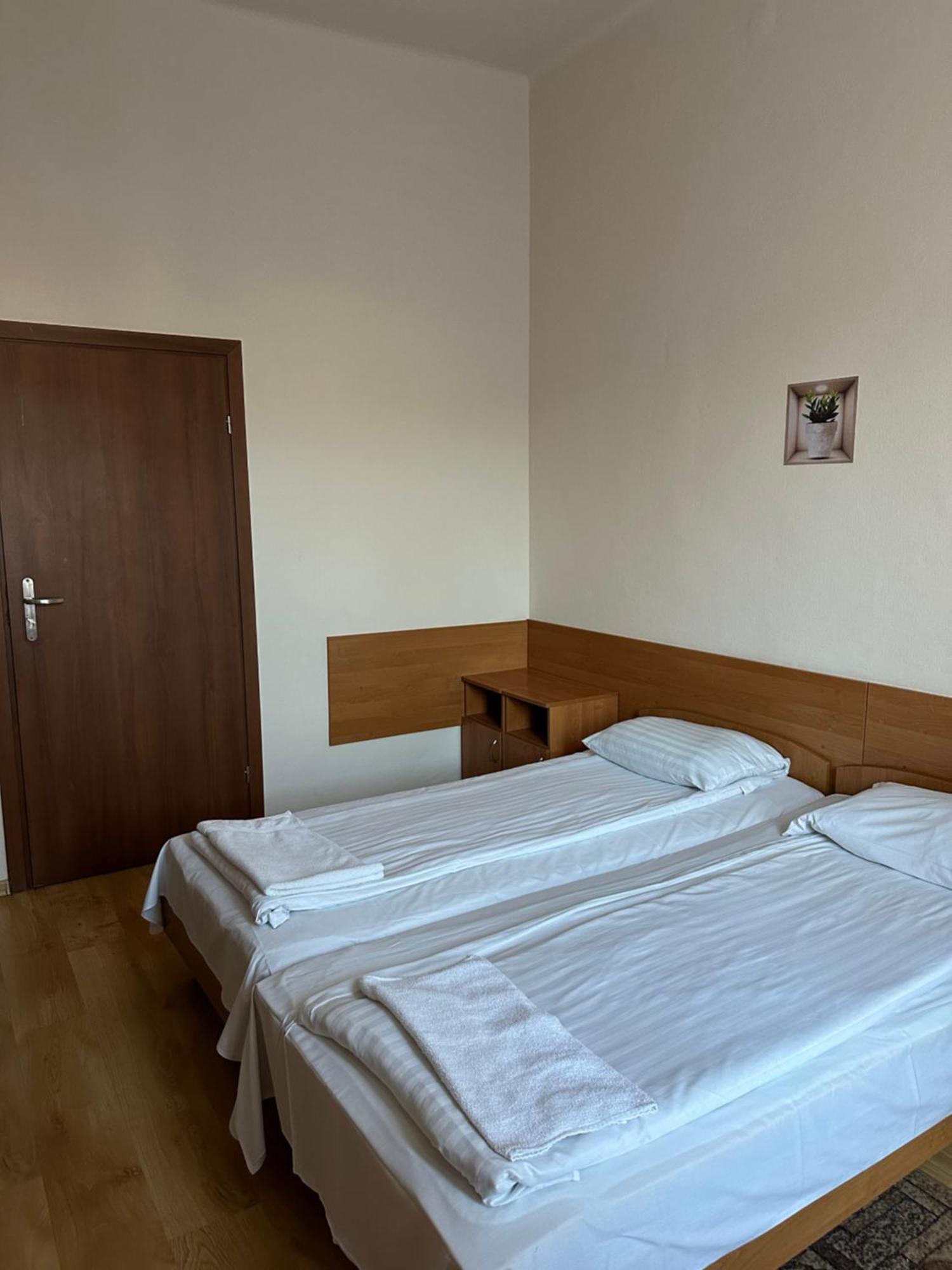Hotel Haga Częstochowa Eksteriør bilde